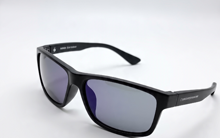 Sports glasses